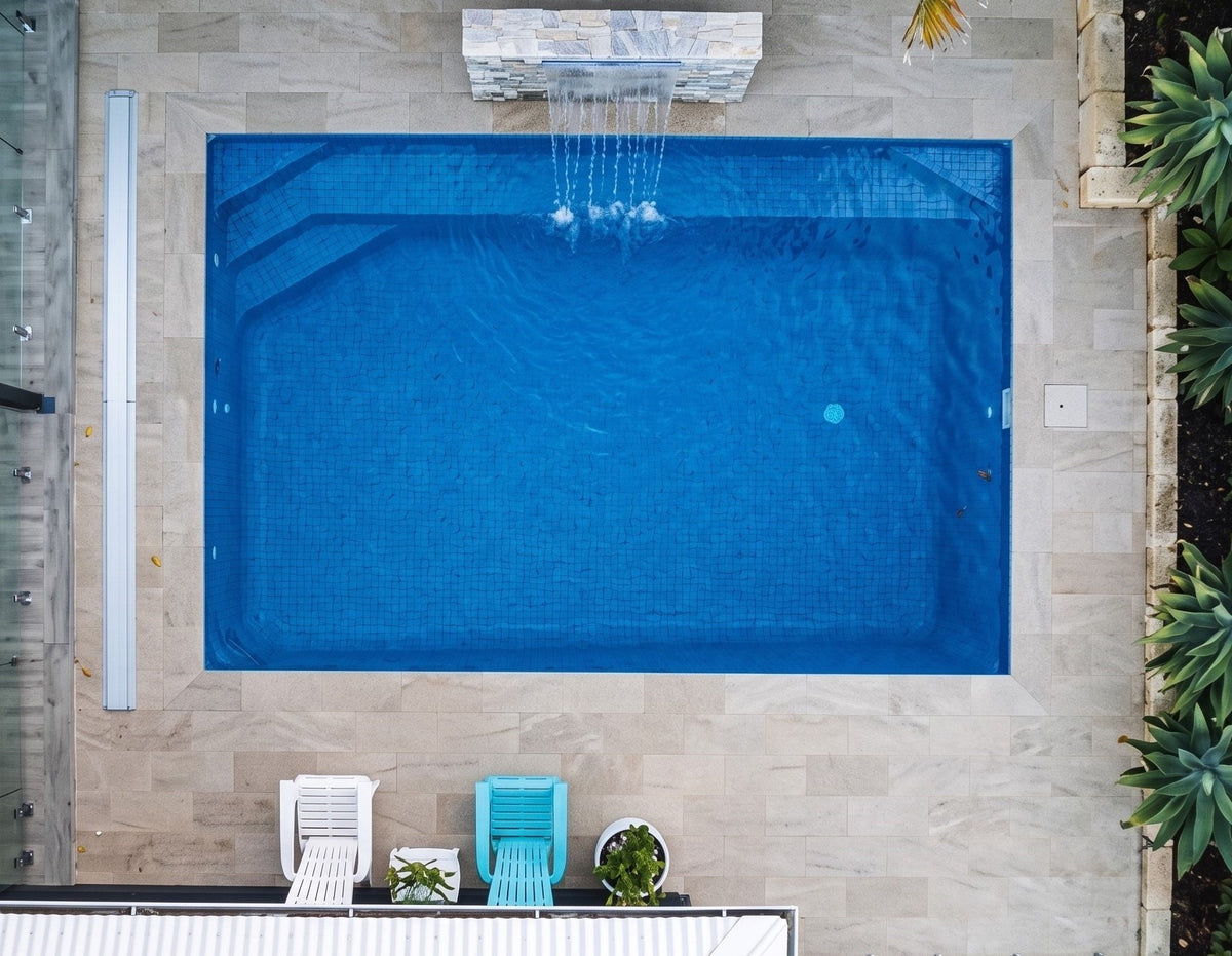 The Mirage Plunge Outdoor Pool
